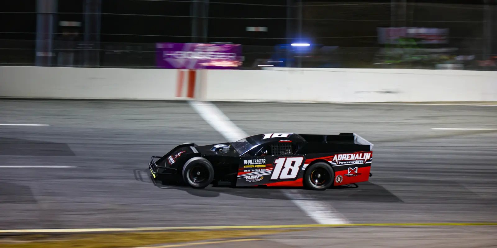 #18 Modified at speed on the oval